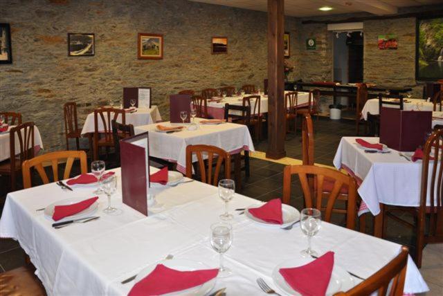 A Reigada Hotel Restaurante 그란다스 데 살리메 외부 사진